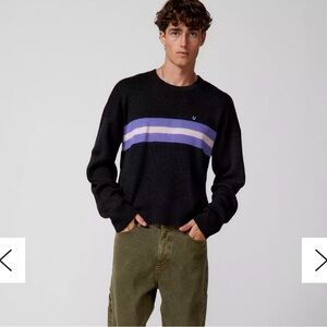 NWOT Urban Outfitters Black Purple Acrylic Knit Sweater Men’s M Shimmer Stripe